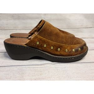 Born Majesty Brown Suede Studded Clogs sz 9